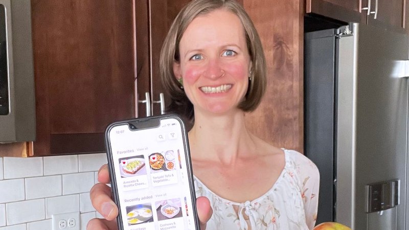 Registered dietitian is simplifying healthy eating