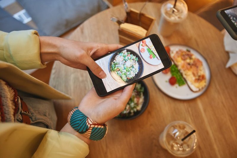 Nutrition Software: A Guide to Monetizing Content